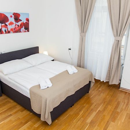 Welcome Apartment On Rybna Prague Exterior photo